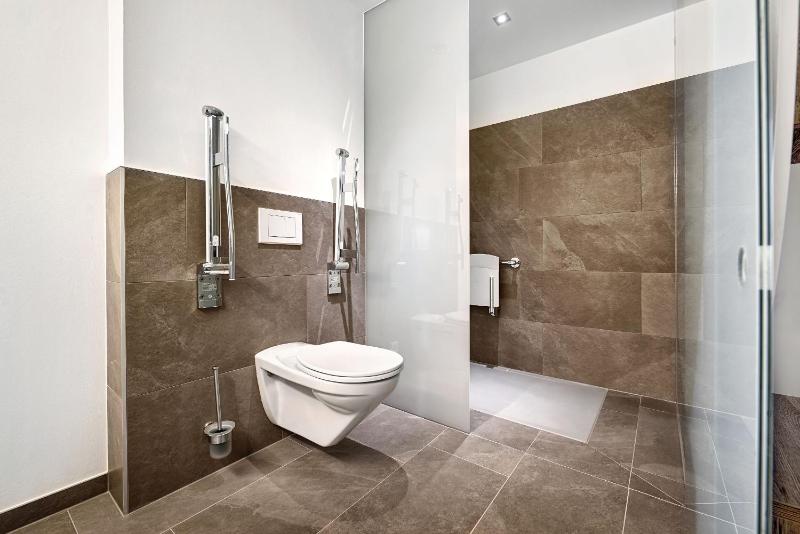 Double Room - Disability Access image 2