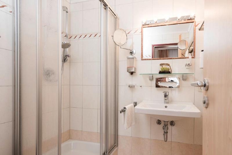 Single Room image 1