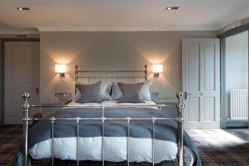 Deluxe Double Room image 1
