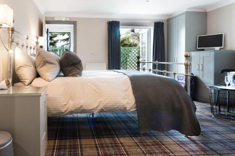 Deluxe Double Room image 4
