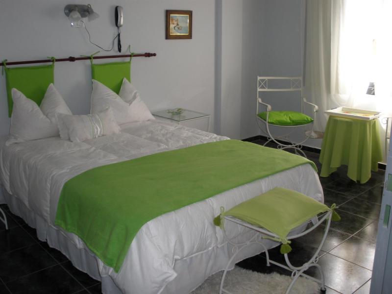 Quadruple Room image 2