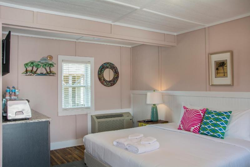 See Sea Motel - image 42