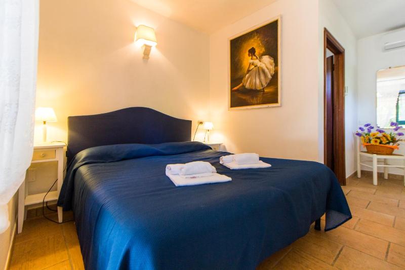 Studio Apartment image 1