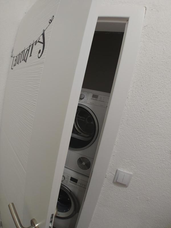One-Bedroom Apartment image 2