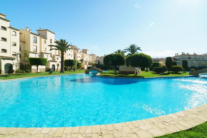 Four-Bedroom Villa image 3