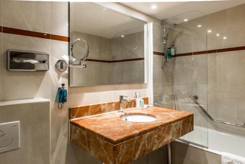 Superior Double or Twin Room image 1