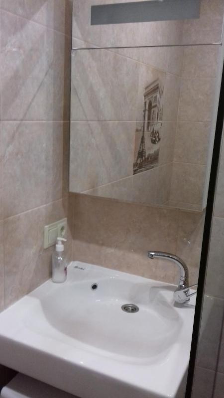 Apartment near the Forum mall - image 11