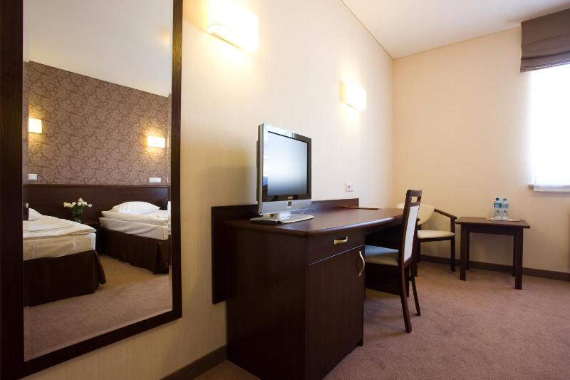 Superior Twin or Double Room image 2