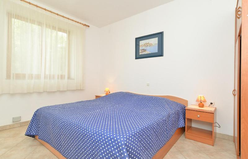 Apartment image 4