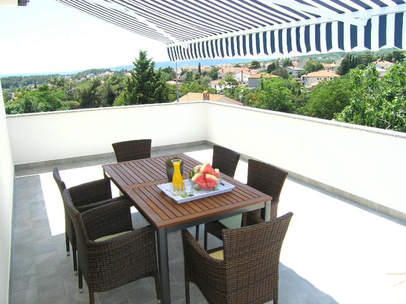 Apartment with Sea View image 4