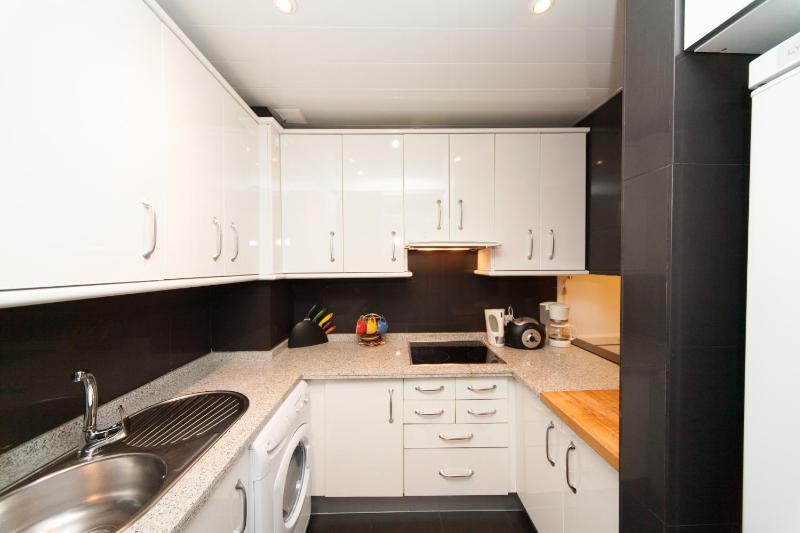 Duplex Apartment with Terrace (2 bedrooms) image 4