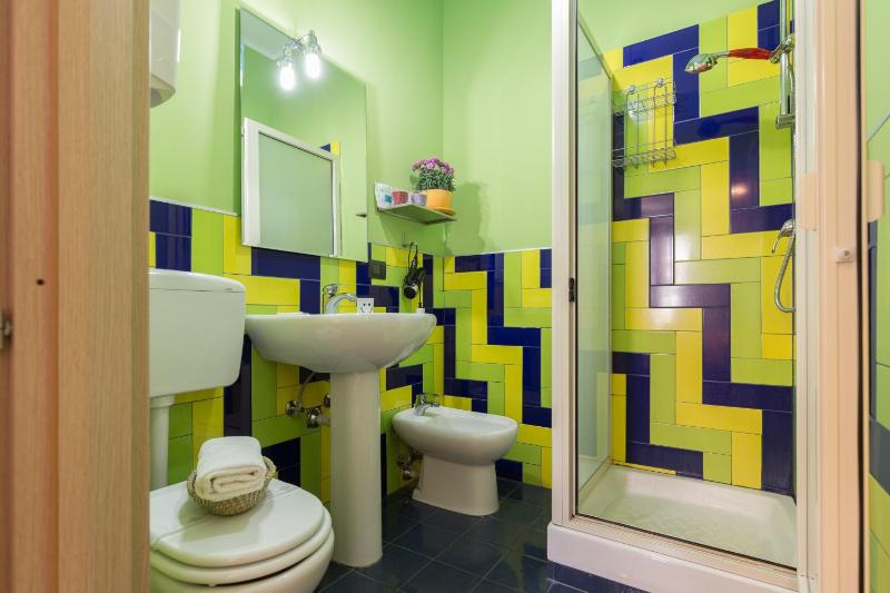 Quadruple Room image 4