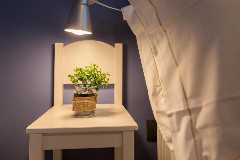 Quadruple Room with Private External Bathroom image 4
