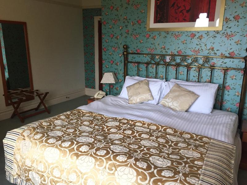 En Suite Double Room image 3