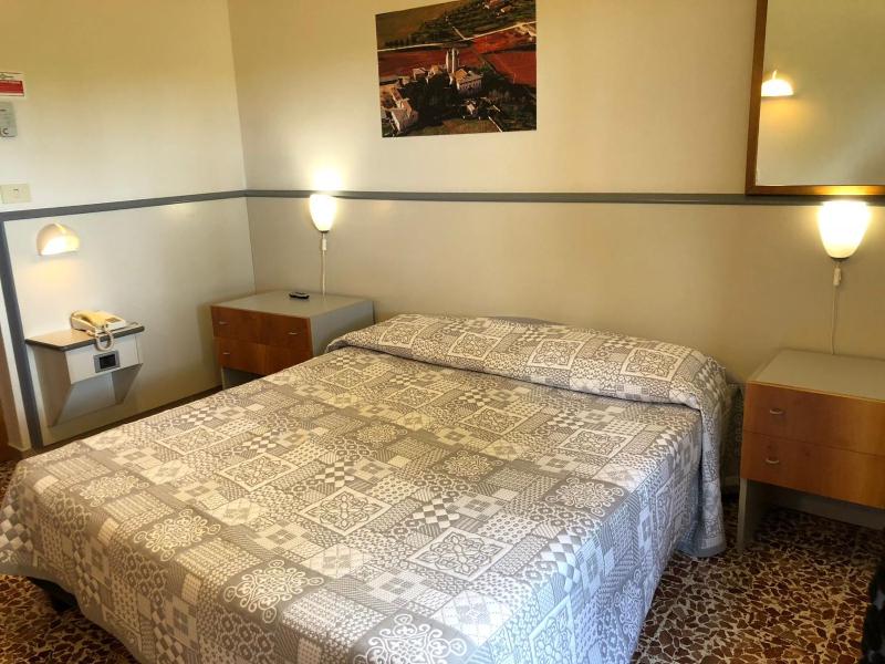 Double Room image 1