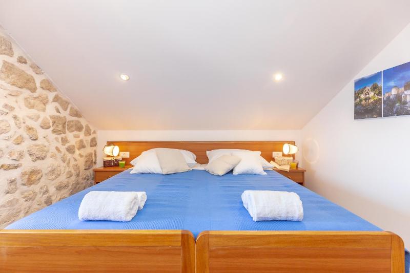 Summer Cottage - image 7