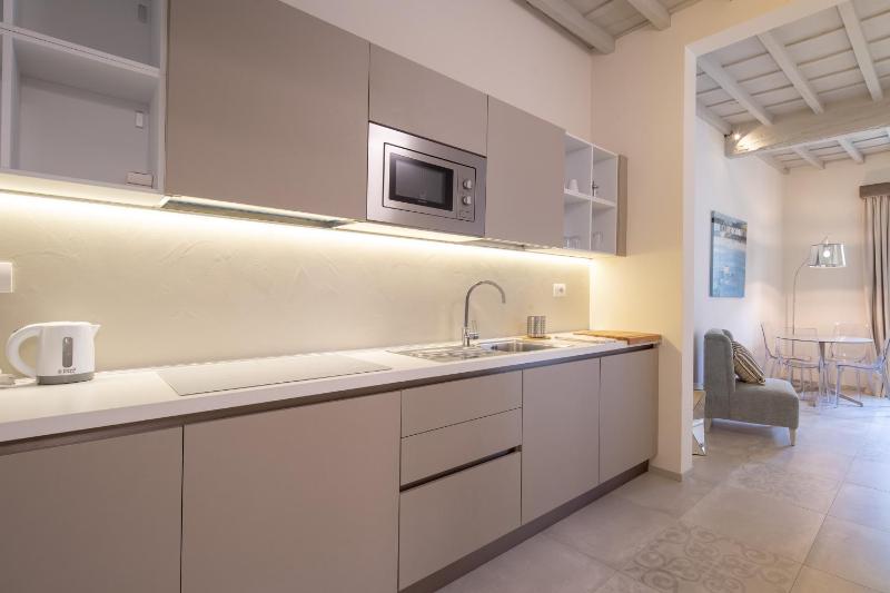 Deluxe Apartment image 4