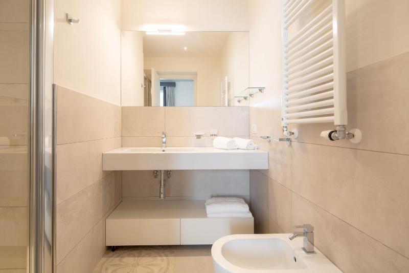 Superior Apartment image 3