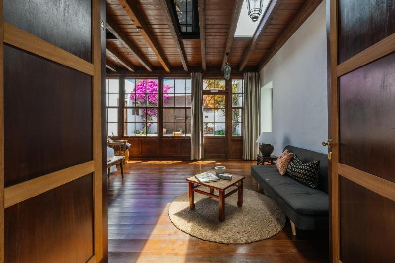 Standard Suite image 1