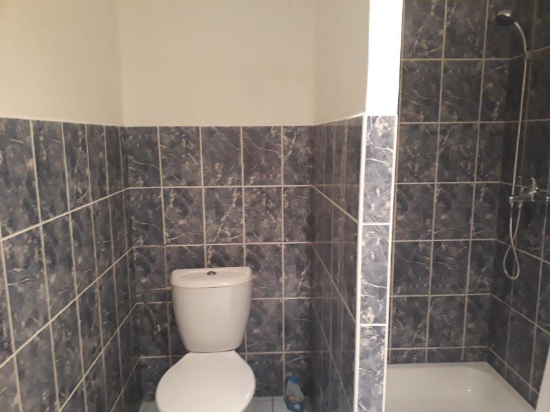 Studio Apartment image 3