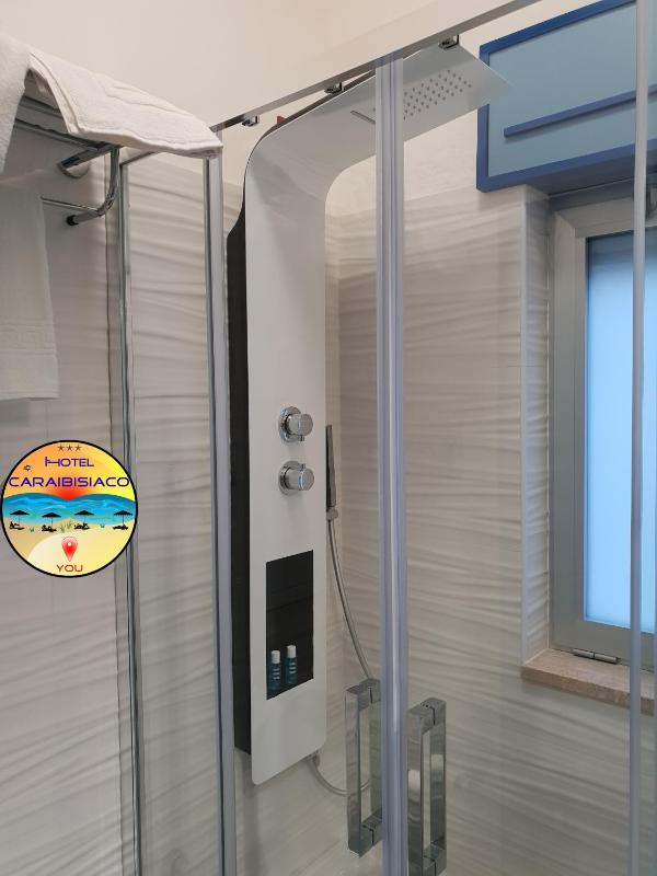 Economy Double Room image 2