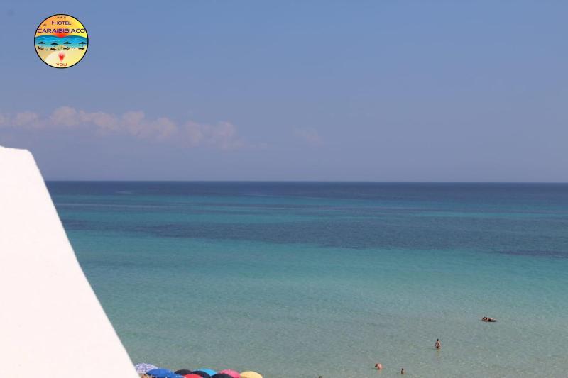 Junior Suite with Terrace with Side Sea View image 2