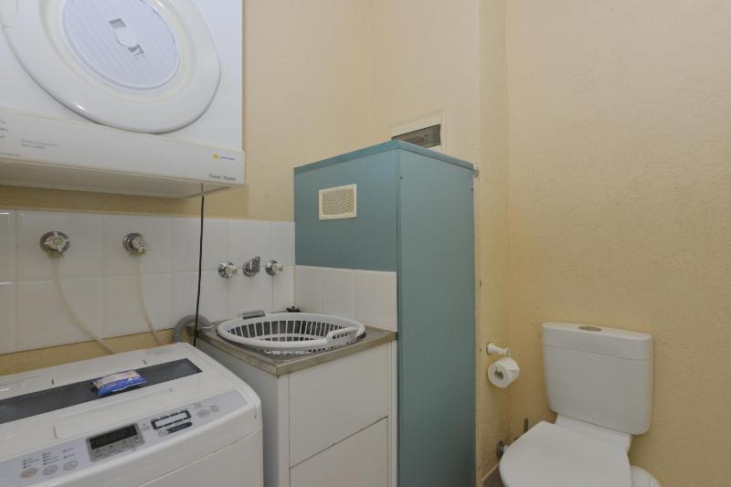 Seascape Holidays - Coral Apartments - image 37