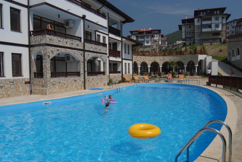 Etara 1 Apartment Complex - image 20