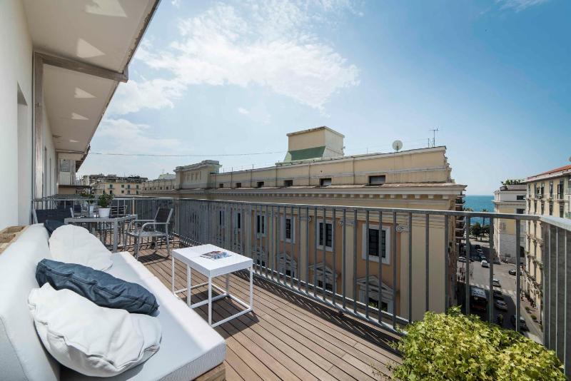 Double Room with Terrace image 4