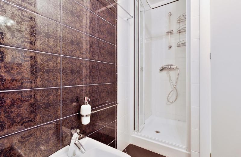 Three-Bedroom Apartment image 4