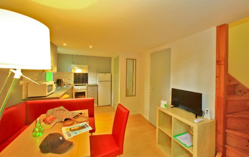 Two-Bedroom Cottage image 4