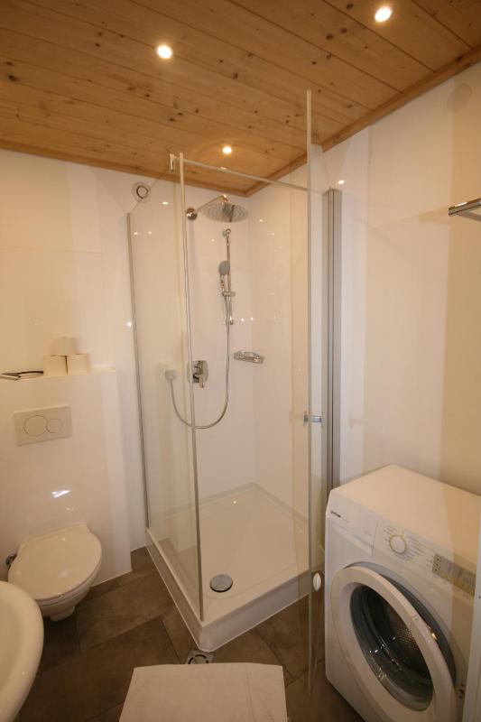 Standard One-Bedroom Apartment with Balcony image 2