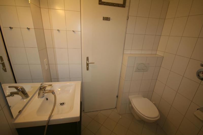 Deluxe Studio Apartment image 2