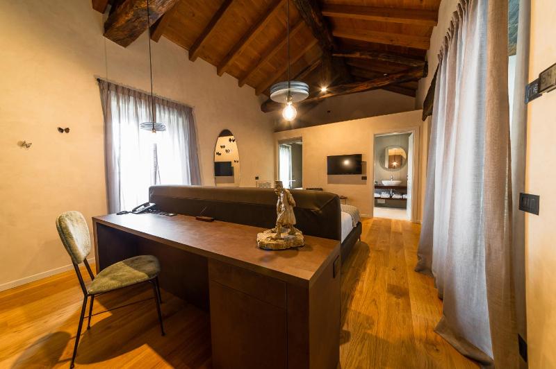 Relais San Vigilio al Castello - image 9