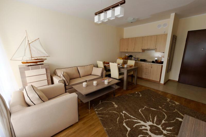 One-Bedroom Apartment (2 - 4 Adults) image 3