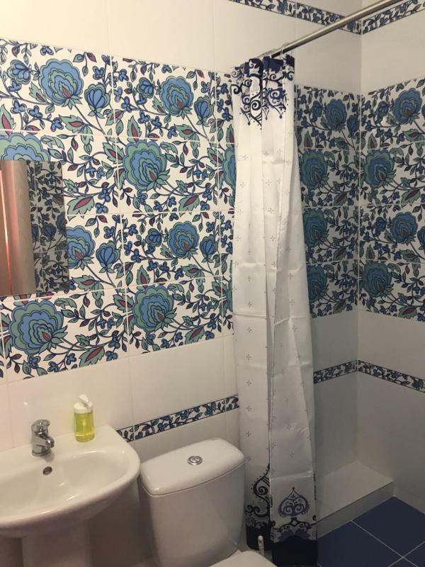 Standard Double or Twin Room image 3