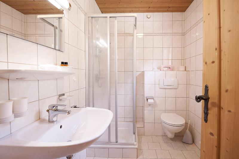 Three-Bedroom Apartment image 4