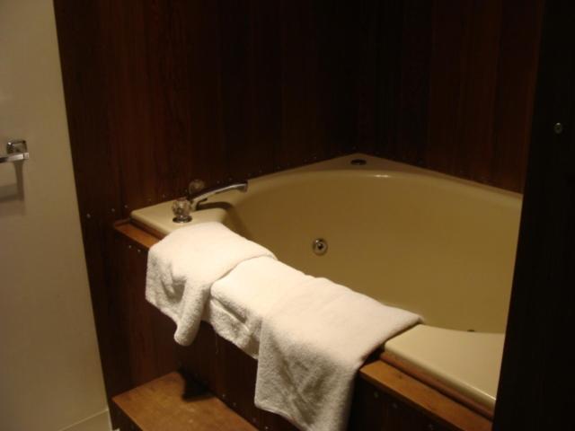 King Room image 2