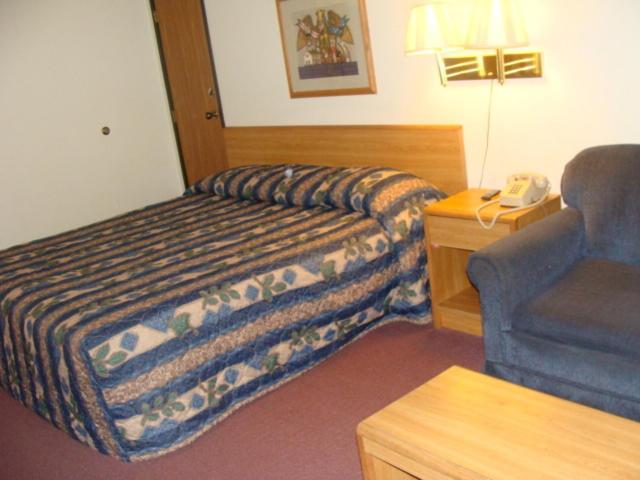 King Room image 3
