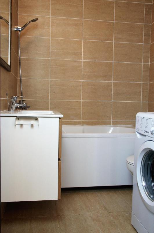 Apartment image 2