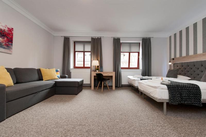 Superior Apartment image 3