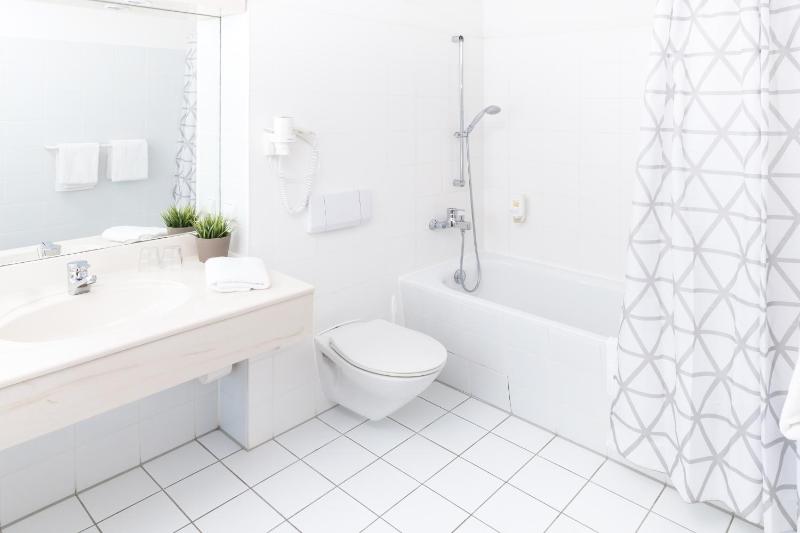 Triple Room image 3