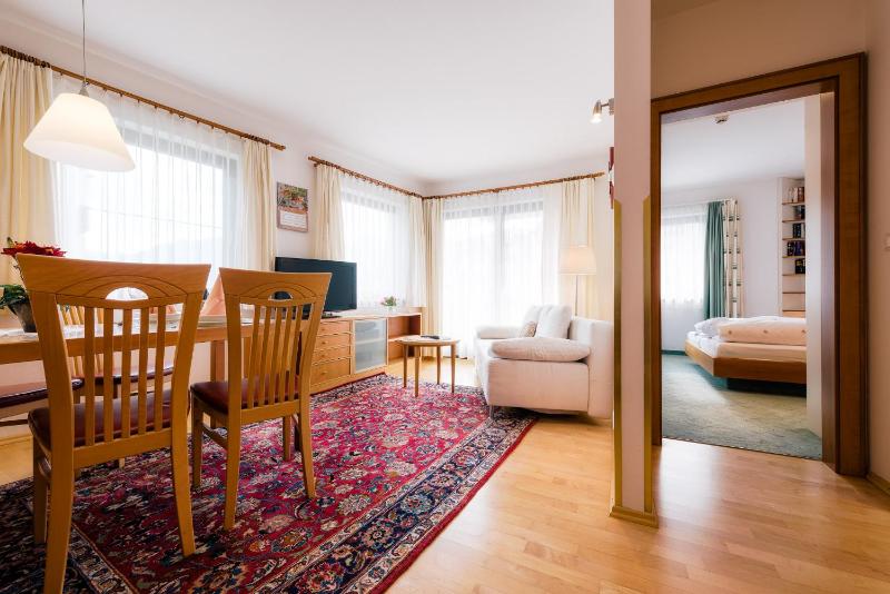 One-Bedroom Apartment image 1