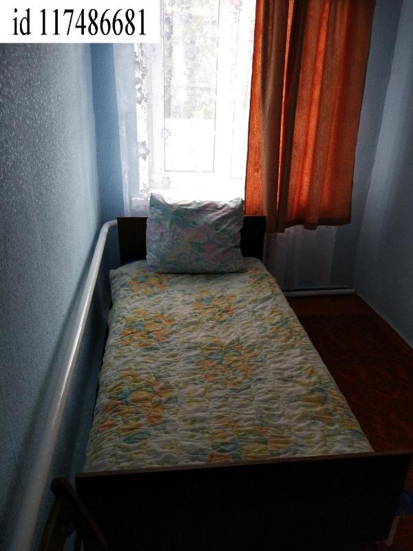 Three-Bedroom House image 1