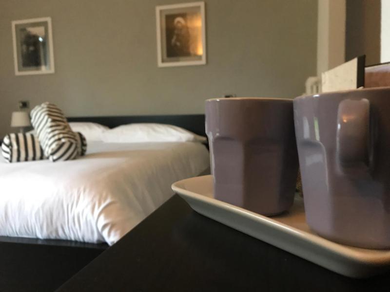 Double Room image 4