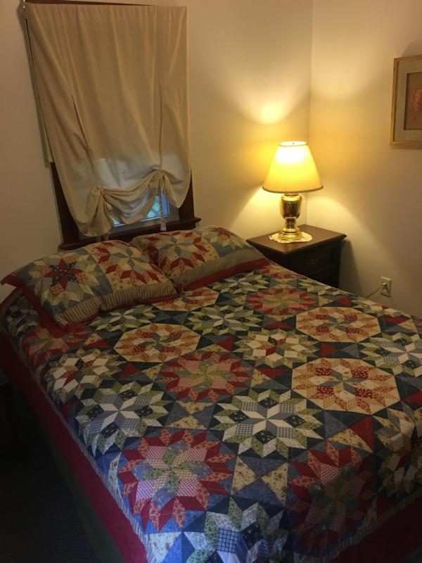 One-Bedroom Cottage image 3