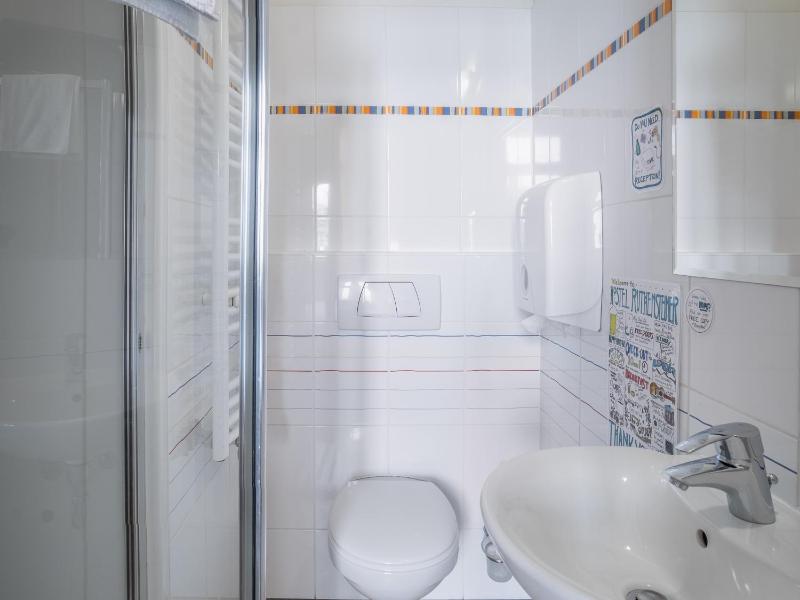 Single Room with Private Bathroom image 4