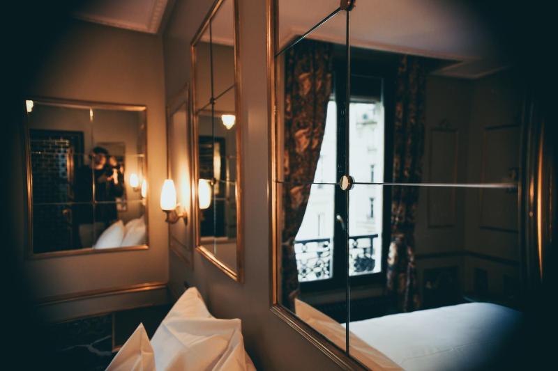 La Mondaine - image 3