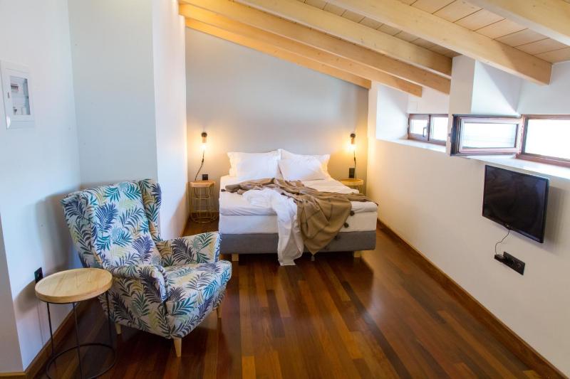 Sofita Hotel - image 9