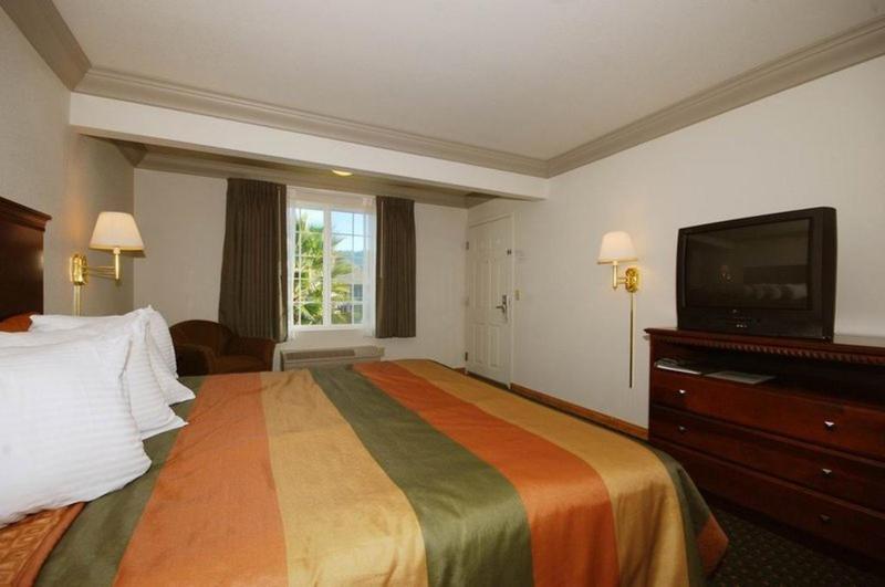 King Room image 4